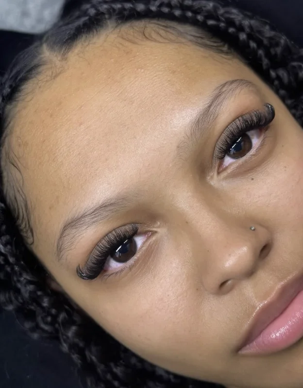 Pose volume réalisée par Richy Lashes